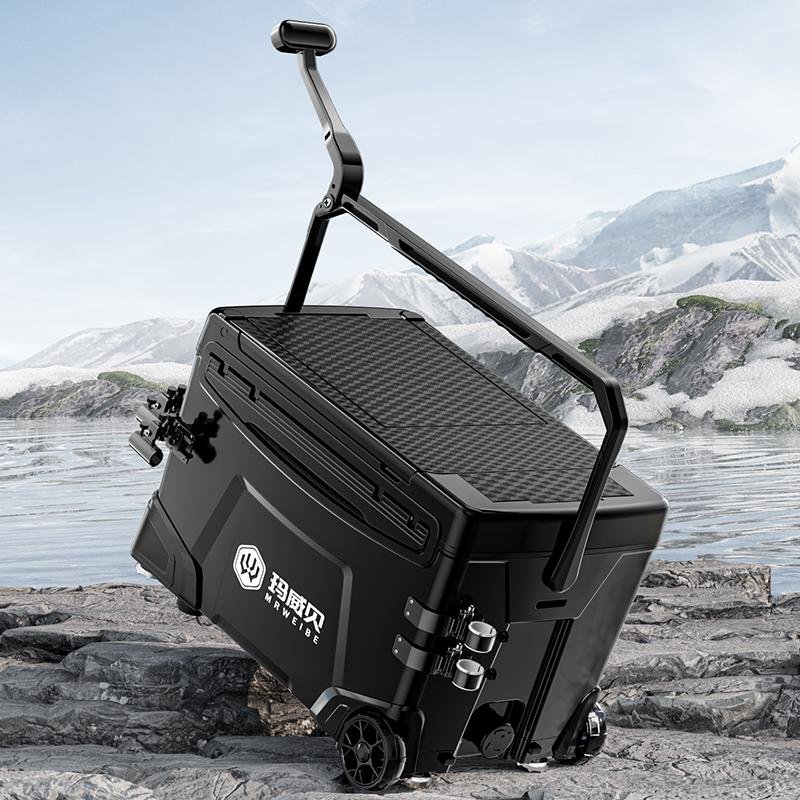 A full of 2024 new super-light-wheeler multi-purpose fishing gear in a fishing tank with 36 litres